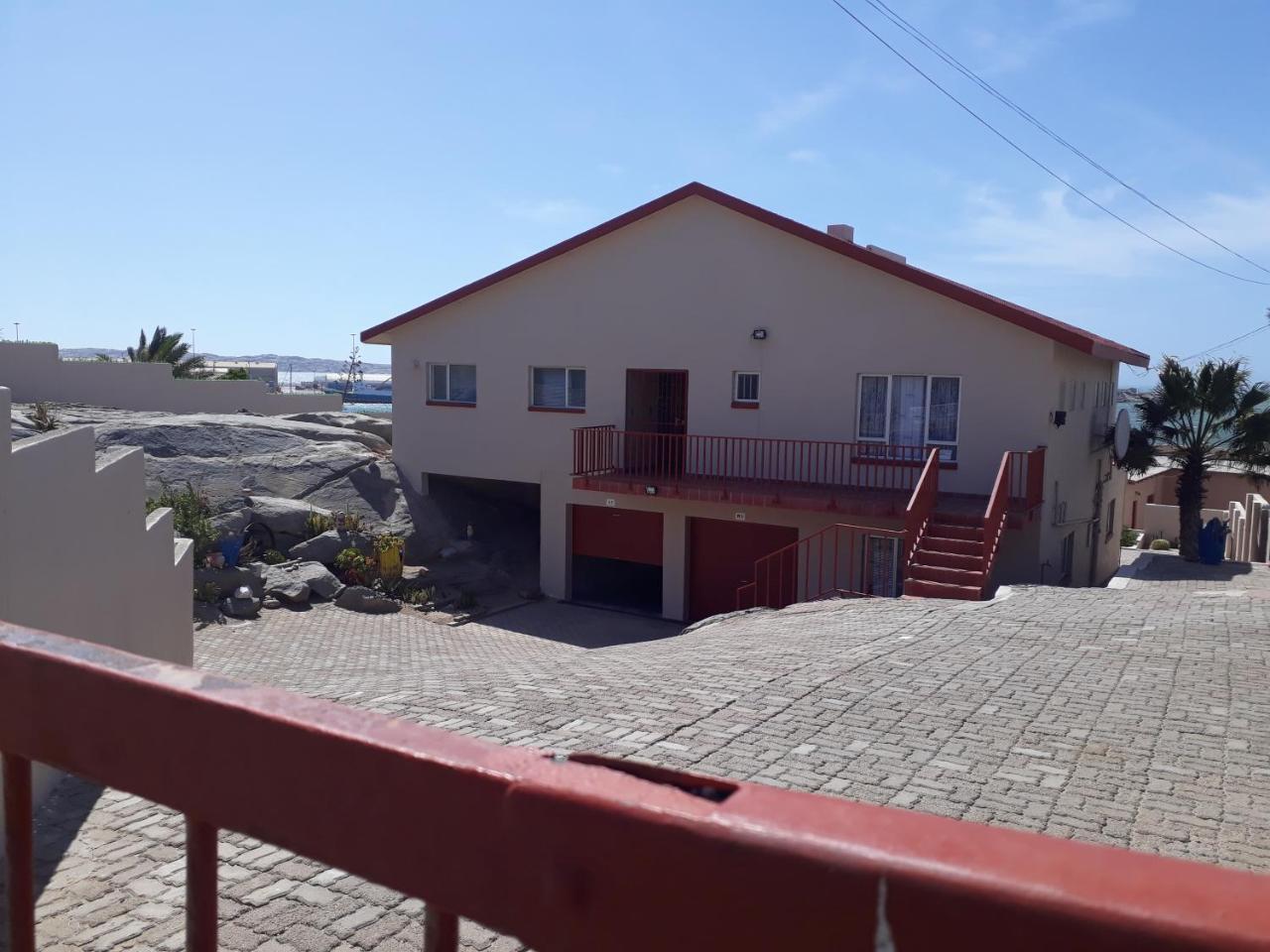 Starfish Guesthouse Lüderitz Eksteriør billede